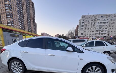 Opel Astra J, 2013 год, 1 300 000 рублей, 6 фотография