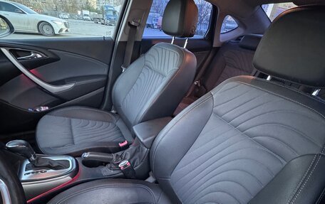 Opel Astra J, 2013 год, 1 300 000 рублей, 14 фотография