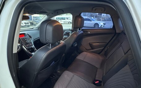 Opel Astra J, 2013 год, 1 300 000 рублей, 17 фотография