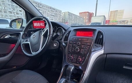 Opel Astra J, 2013 год, 1 300 000 рублей, 9 фотография