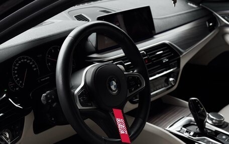 BMW 5 серия, 2019 год, 4 500 000 рублей, 9 фотография