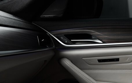 BMW 5 серия, 2019 год, 4 500 000 рублей, 13 фотография