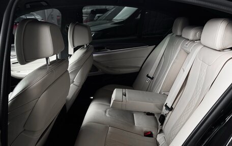 BMW 5 серия, 2019 год, 4 500 000 рублей, 14 фотография