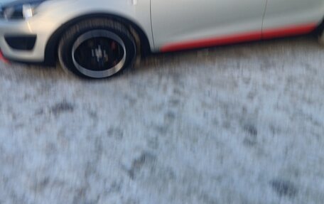 KIA Rio IV, 2018 год, 1 300 000 рублей, 3 фотография