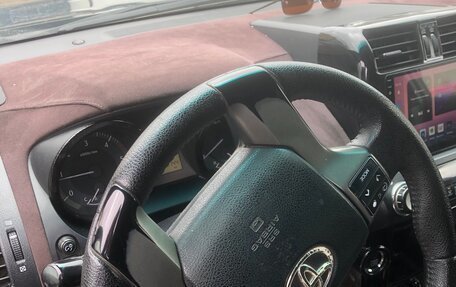 Toyota Land Cruiser Prado 150 рестайлинг 2, 2010 год, 2 250 000 рублей, 3 фотография