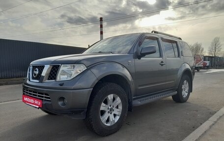 Nissan Pathfinder, 2006 год, 1 100 000 рублей, 2 фотография
