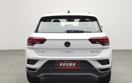 Volkswagen T-Roc I, 2022 год, 1 340 000 рублей, 3 фотография