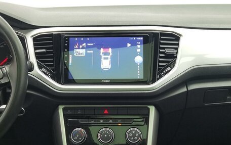 Volkswagen T-Roc I, 2022 год, 1 340 000 рублей, 9 фотография