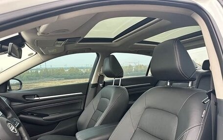 Nissan Teana, 2025 год, 2 100 000 рублей, 17 фотография