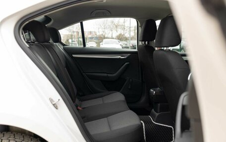 Skoda Octavia, 2015 год, 930 000 рублей, 18 фотография