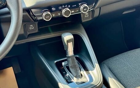 Honda Vezel, 2023 год, 2 147 505 рублей, 8 фотография