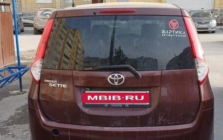 Toyota Passo Sette, 2009 год, 500 000 рублей, 2 фотография