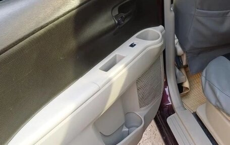 Toyota Passo Sette, 2009 год, 500 000 рублей, 15 фотография