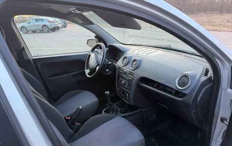 Ford Fusion I, 2008 год, 300 000 рублей, 10 фотография