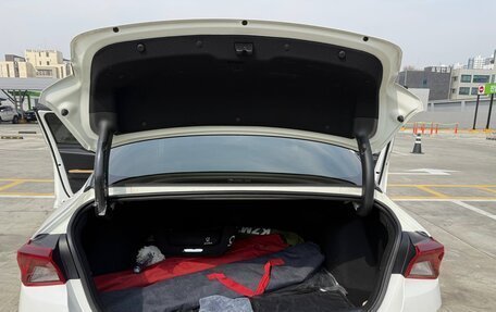 KIA K5, 2023 год, 2 300 000 рублей, 13 фотография