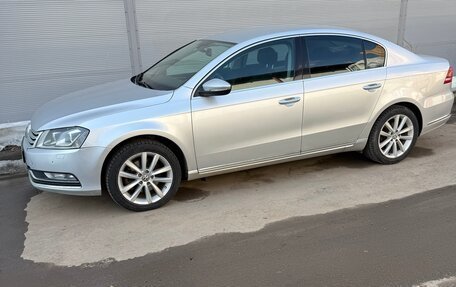 Volkswagen Passat B7, 2011 год, 950 000 рублей, 2 фотография