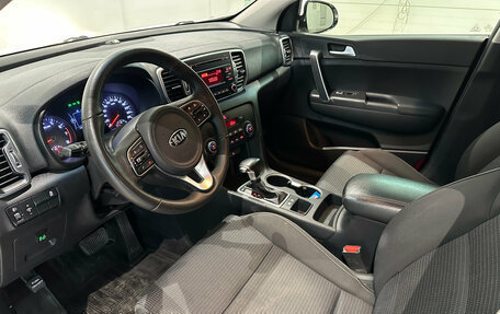 KIA Sportage IV рестайлинг, 2017 год, 1 950 000 рублей, 10 фотография