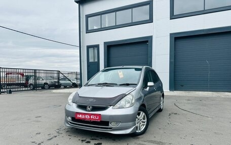 Honda Fit III, 2003 год, 559 000 рублей, 1 фотография