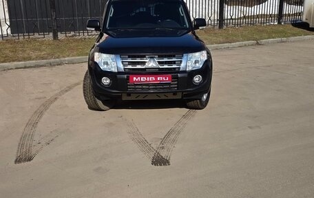 Mitsubishi Pajero IV, 2012 год, 1 790 000 рублей, 1 фотография