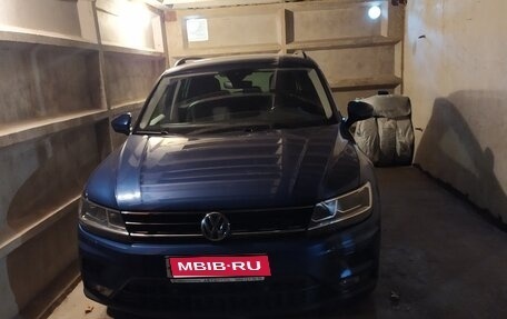 Volkswagen Tiguan II, 2019 год, 2 650 000 рублей, 1 фотография