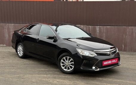 Toyota Camry, 2016 год, 2 049 000 рублей, 5 фотография