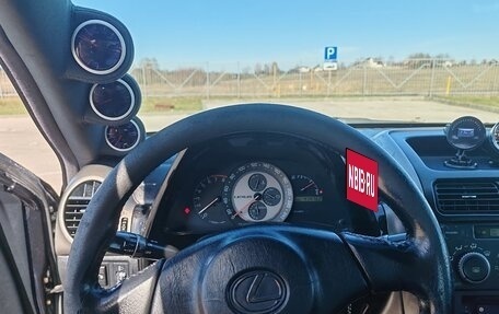 Lexus IS II рестайлинг 2, 1999 год, 1 180 000 рублей, 10 фотография