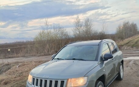 Jeep Compass I рестайлинг, 2012 год, 1 100 000 рублей, 2 фотография