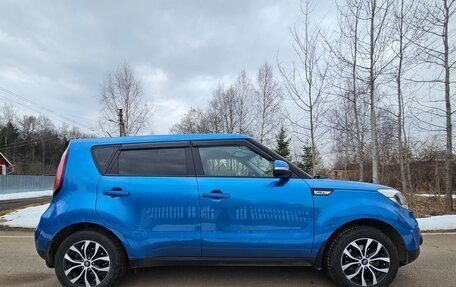 KIA Soul II рестайлинг, 2019 год, 1 800 000 рублей, 5 фотография