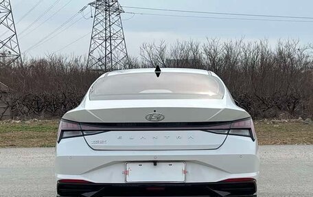 Hyundai Elantra, 2022 год, 1 400 000 рублей, 8 фотография