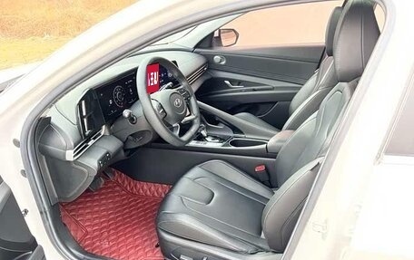 Hyundai Elantra, 2022 год, 1 400 000 рублей, 10 фотография