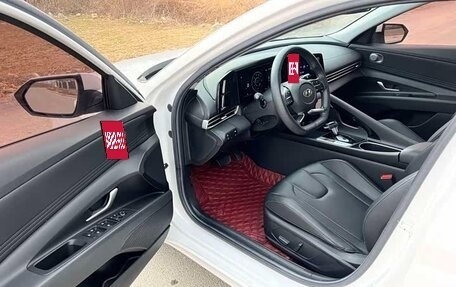 Hyundai Elantra, 2022 год, 1 400 000 рублей, 9 фотография