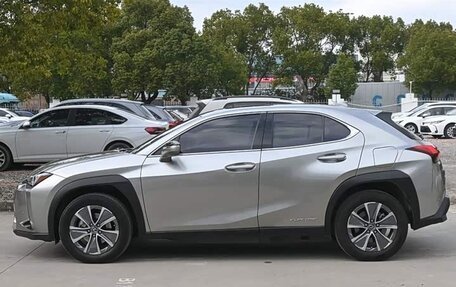 Lexus UX I, 2024 год, 3 800 888 рублей, 2 фотография