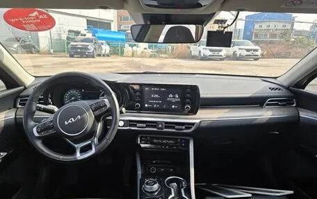 KIA K5, 2022 год, 2 800 000 рублей, 6 фотография