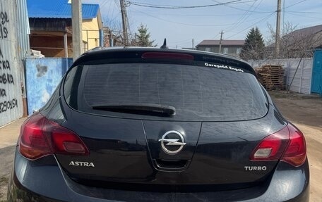 Opel Astra J, 2013 год, 890 000 рублей, 4 фотография