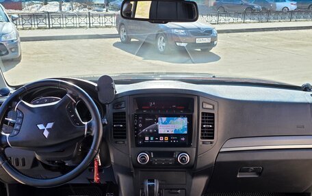 Mitsubishi Pajero IV, 2012 год, 1 790 000 рублей, 6 фотография