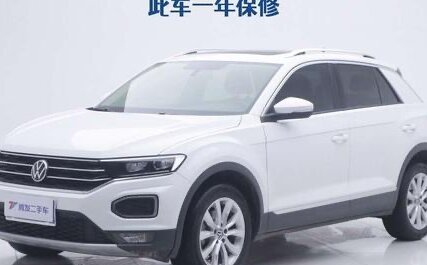 Volkswagen T-Roc I, 2021 год, 1 500 000 рублей, 2 фотография