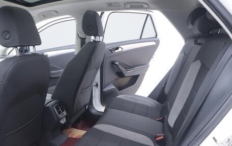 Volkswagen T-Roc I, 2021 год, 1 500 000 рублей, 14 фотография