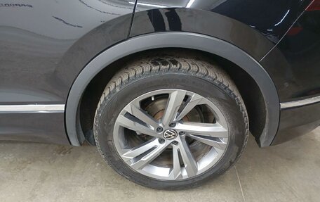 Volkswagen Tiguan II, 2022 год, 3 790 000 рублей, 5 фотография