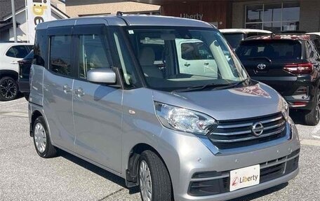 Nissan Dayz Roox I рестайлинг, 2019 год, 600 000 рублей, 2 фотография