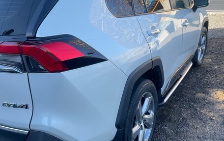 Toyota RAV4, 2020 год, 2 900 000 рублей, 6 фотография