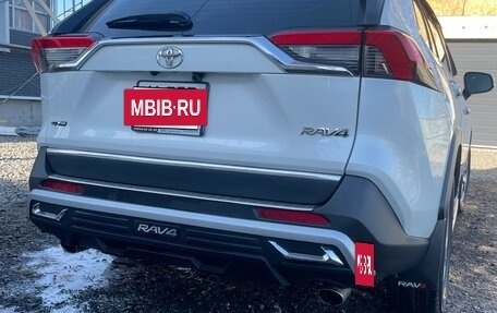 Toyota RAV4, 2020 год, 2 900 000 рублей, 5 фотография