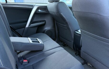 Toyota RAV4, 2017 год, 2 530 000 рублей, 16 фотография