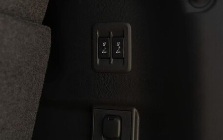 Toyota Land Cruiser Prado, 2026 год, 9 799 000 рублей, 26 фотография