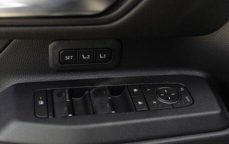 Toyota Land Cruiser Prado, 2026 год, 9 799 000 рублей, 25 фотография