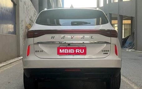 Haval H6, 2022 год, 1 335 000 рублей, 5 фотография