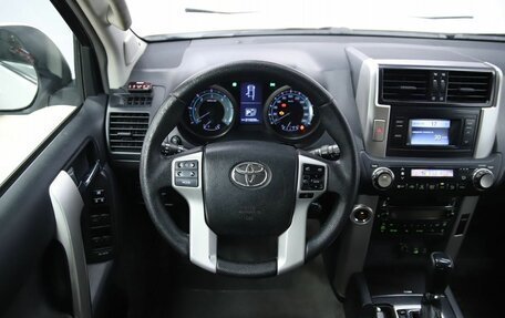 Toyota Land Cruiser Prado 150 рестайлинг 2, 2012 год, 2 750 000 рублей, 13 фотография