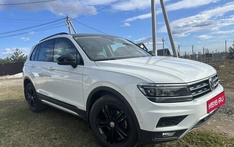 Volkswagen Tiguan II, 2018 год, 2 690 000 рублей, 1 фотография