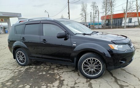 Mitsubishi Outlander III рестайлинг 3, 2007 год, 900 000 рублей, 8 фотография