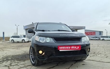 Mitsubishi Outlander III рестайлинг 3, 2007 год, 900 000 рублей, 9 фотография