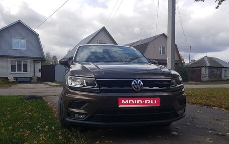 Volkswagen Tiguan II, 2017 год, 2 200 000 рублей, 1 фотография